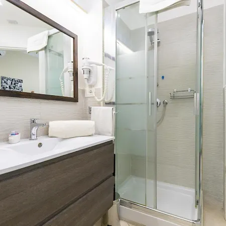 Bed & Breakfast 4 Rent Di Cicchinelli Lorella Albano Laziale
