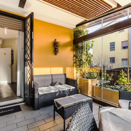4 Rent Di Cicchinelli Lorella 3* Albano Laziale