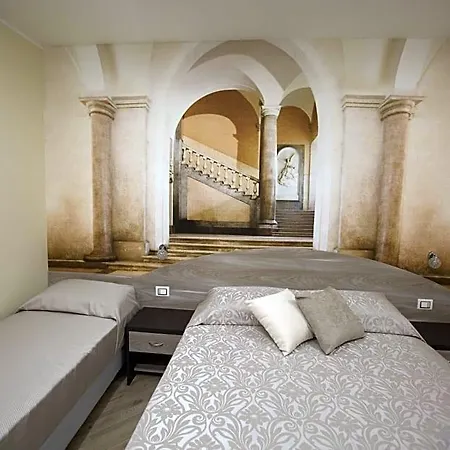4 Rent Di Cicchinelli Lorella 3*