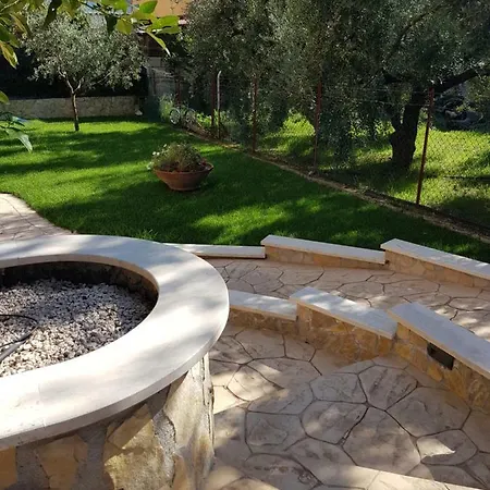 فندق مبيت وإفطار 4 Rent 3*
